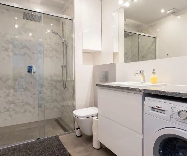 Baltic Main Town Towers Daire *